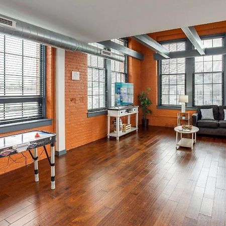 Centric Modern Loft W/ King Beds Appartement Rochester Buitenkant foto